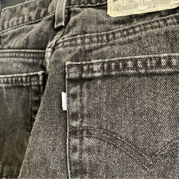 VINTAGE LEVIS JEANS - Picture 9 of 13